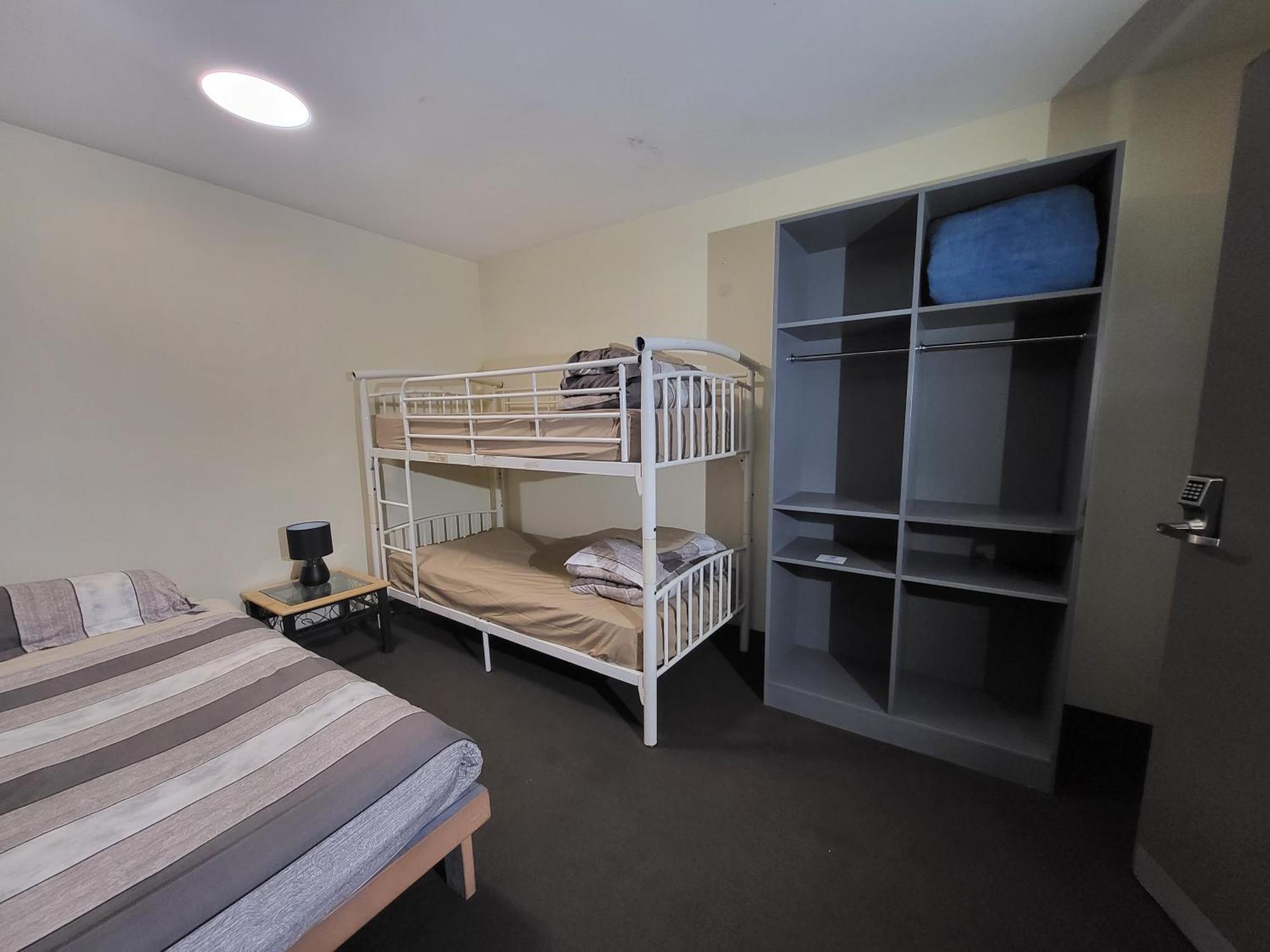 Swansea Backpacker Lodge Номер фото